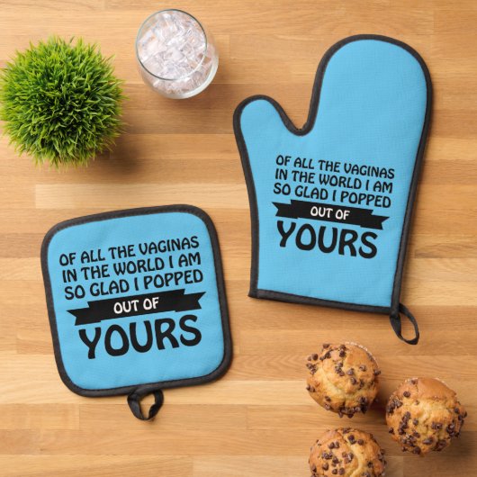 世界中の浮浪者の中から私は君の中から飛び出した 鍋つかみ&鍋敷きセット (トップダウン)