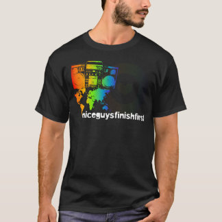 世界中人の動揺 Tシャツ
