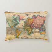 世界地図1700年代アンティーク大陸 アクセントクッション (正面)