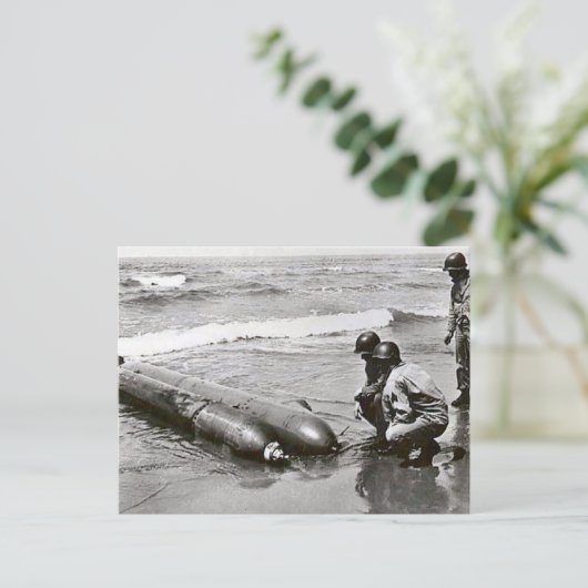 世界大戦ITorpedos on theビーチ、Anzio ポストカード (スタンド正面)