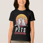 世界子供の日: ペットも大切な家族 トライブレンドＴシャツ (正面)