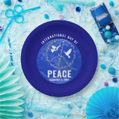 世界平和が地球の日に平和を実現する平和のサイン ペーパープレート (パーティー)