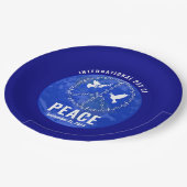 世界平和が地球の日に平和を実現する平和のサイン ペーパープレート (アングル)