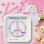 世界平和の日の平和の標識ワードクラウド ペーパープレート (パーティー)