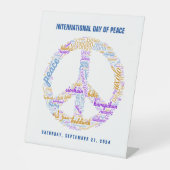 世界平和の日の平和の標識ワードクラウド 台座サイン (正面)