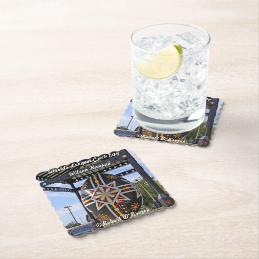 世界最大のチェコ産の卵 ペーパーコースター (インサイチュ)