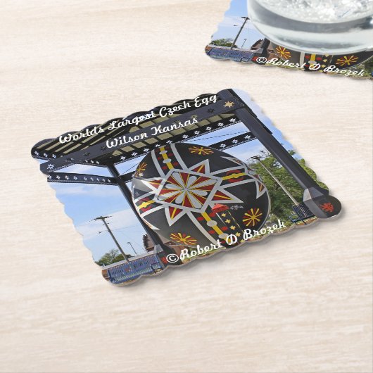 世界最大のチェコ産の卵 ペーパーコースター (アングル)