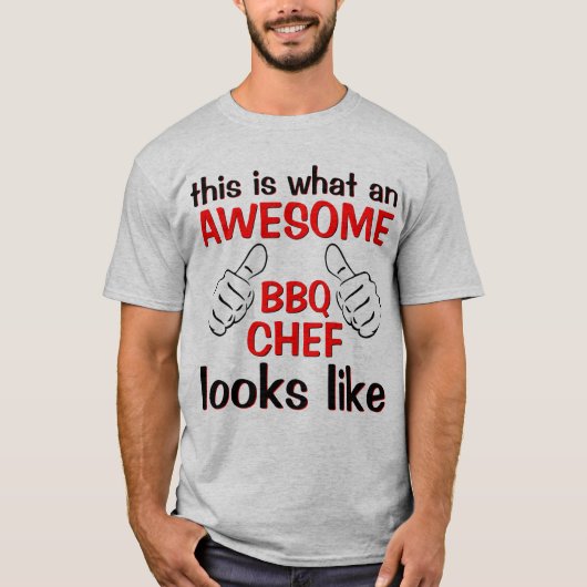 世界最高の素晴らしBBQ素晴らしシェフ Tシャツ (正面)