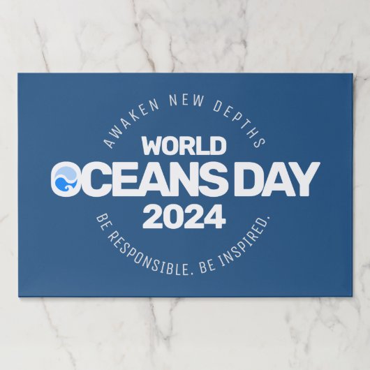 世界海洋の日ブルーの様式化された地球波 ペーパーパッド (正面)