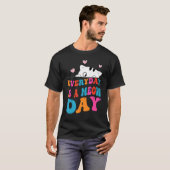 世界猫の日 毎日がニャンの日 Tシャツ (正面フル)