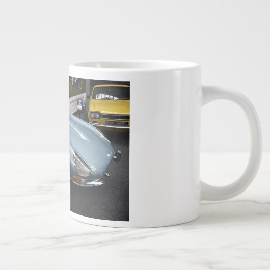 世界的に有名なジャガーe型マグカップ ジャンボコーヒーマグカップ (右)