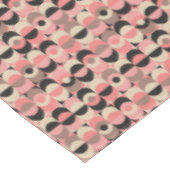 世紀半ばのモダンなピンクパターン テーブルクロス (アングル)