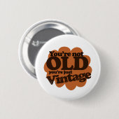 丘おもしろいの誕生日を過ぎて 缶バッジ (正面&裏面)