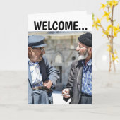 丘のおもしろいカードの上の老人誕生日 カード (黄色い花)