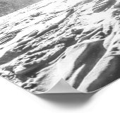 丘の上のパウダー//黒と白のスキリオ ポスター (角)