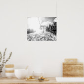 丘の上のパウダー//黒と白のスキリオ ポスター (キッチン)