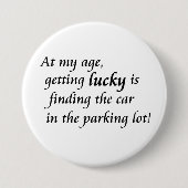 丘の上の古いユーモアノベルティ冗談のギフト 缶バッジ (正面)