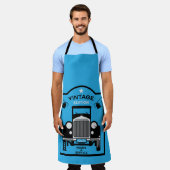 丘の上の四辺形ハッピーバースデー エプロン (着用した状態)