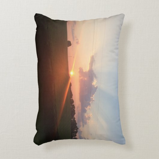 丘の上の美しい夕日 アクセントクッション (正面(垂直))