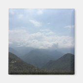 丘の上の雲 青い空のカラー写真 マグネット (正面)