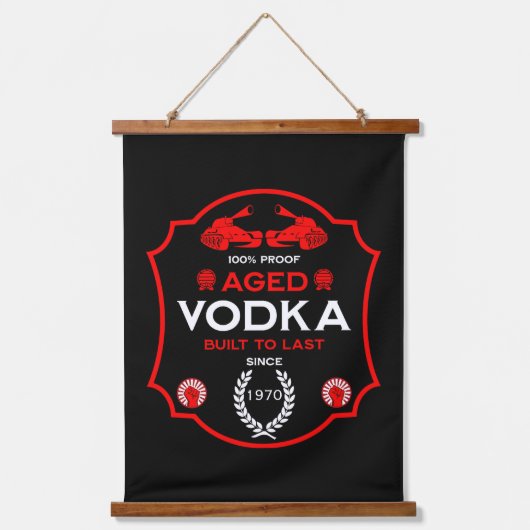 丘を越えてVodkaドリンカー 吊り下げ型タペストリー (正面)