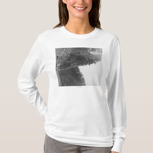 丘都市とRockerville間のCastle Rock Tシャツ (正面)