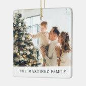 両側モダンファミリー名クリスマスフォト セラミックオーナメント (左)