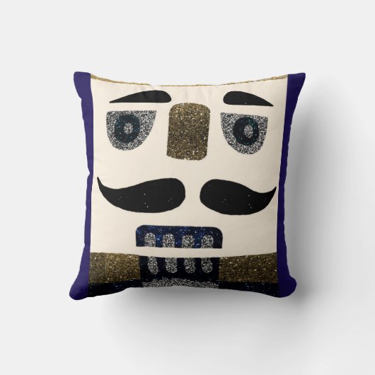 両面くるみ割り クッション (裏面)