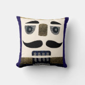 両面くるみ割り クッション (正面)