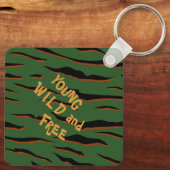 両面の若い、野生と自由のタイガーモノグラムグリーン キーホルダー (裏面)