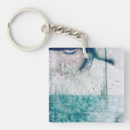 両面エメラルドの女の子の緑の白い海 キーホルダー