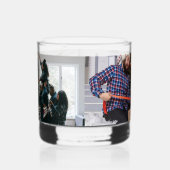 両面パーソナライズされたの家族のクリスマスフォト ウイスキーグラス (左)