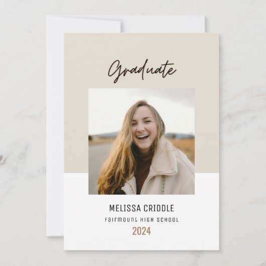 両面4枚フォトベージュ卒業発表 招待状 (正面)