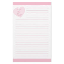 並ぶハートのピンクから