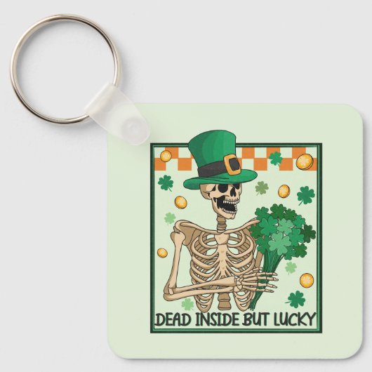 中に死んでいるが幸運なSt patricks キーホルダー (正面)