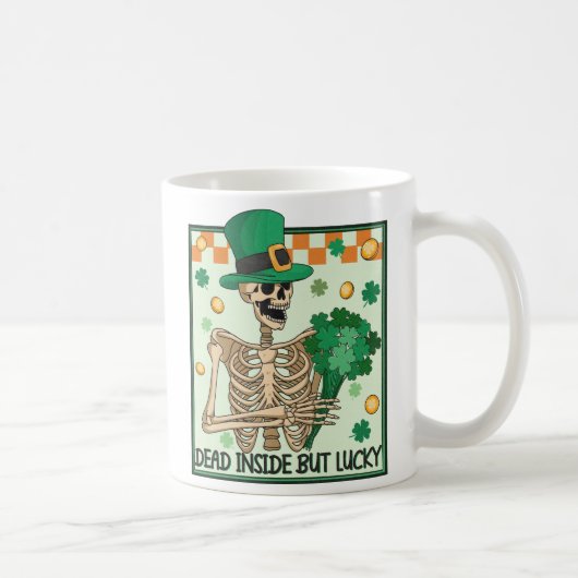 中に死んでいるが幸運なSt patricks コーヒーマグカップ (右)