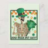 中に死んでいるが幸運なSt patricks ポストカード (正面)