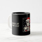 中は死んでいるがカフェイン入り&スケルトンすてきの ツートーンマグカップ (正面左)