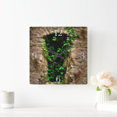 中世のChepstow Castle Monmoutshire，ウェールズ，英国 スクエア壁時計 (ホーム)