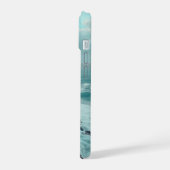 中世コテージオンザクリフ iPhone 15ケース (左側面)