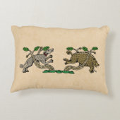 中世ボア狩り アクセントクッション (裏面)