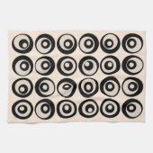 中世モダン紀の黒とクリームの丸模様 キッチンタオル (横)