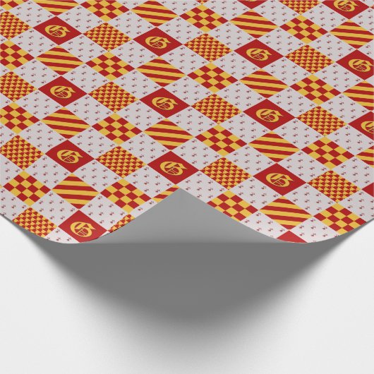中世レッドイエローマジカルファンタジー紋章 ラッピングペーパー (角)