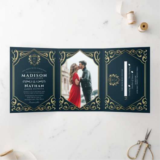 中世王室のファンタジーモノグラム結婚式招待状 三つ折り招待状 (内部)