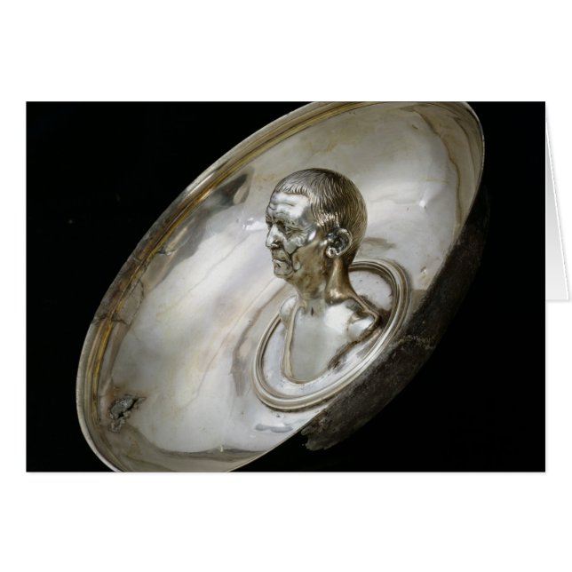 中人のバストが付いている皿 (正面横)