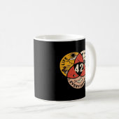 中分類42生命宇宙に対する答え コーヒーマグカップ (正面右)