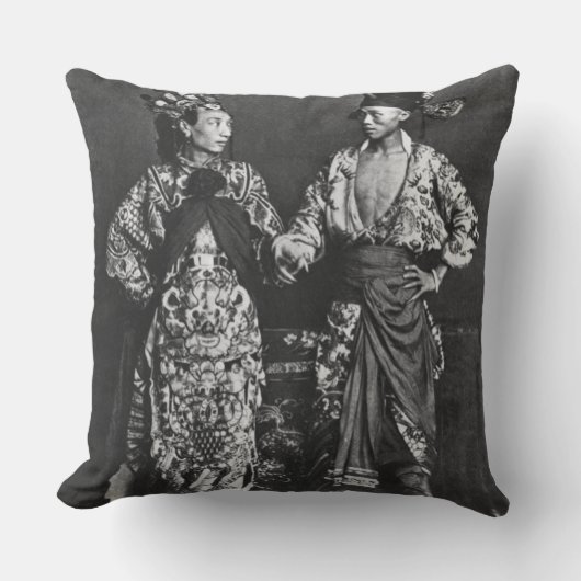 中国のな俳優、c.1870 (b/wの写真) クッション (正面)