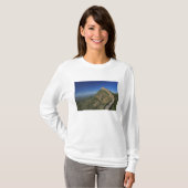 中国の万里の長城の風景 Tシャツ (正面フル)