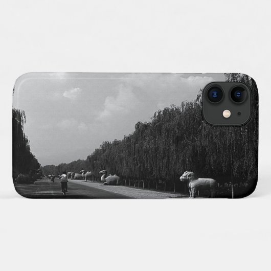 中国の古都北京の美しい道 明の陵墓 Case-Mate iPhoneケース (裏面(横))