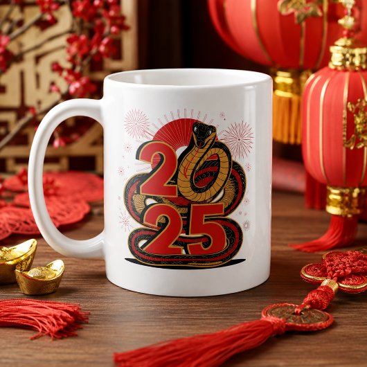 中国の赤とゴールドの幸せな旧正月巳年 コーヒーマグカップ